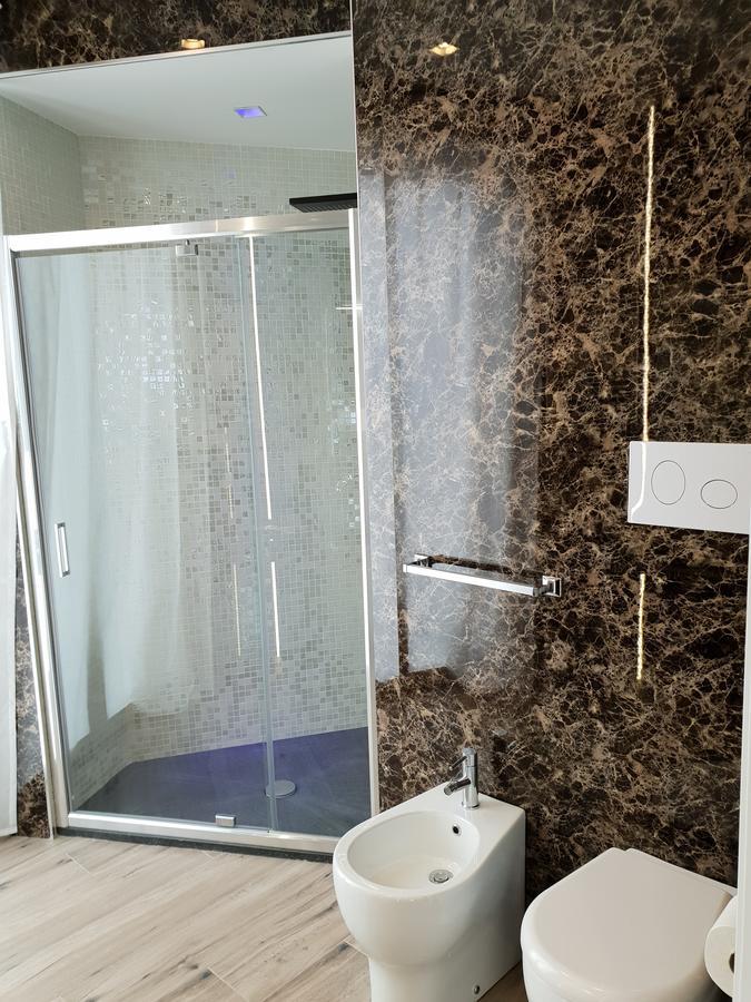 Th Luxury Rooms & Apartment Giardini Naxos Bagian luar foto