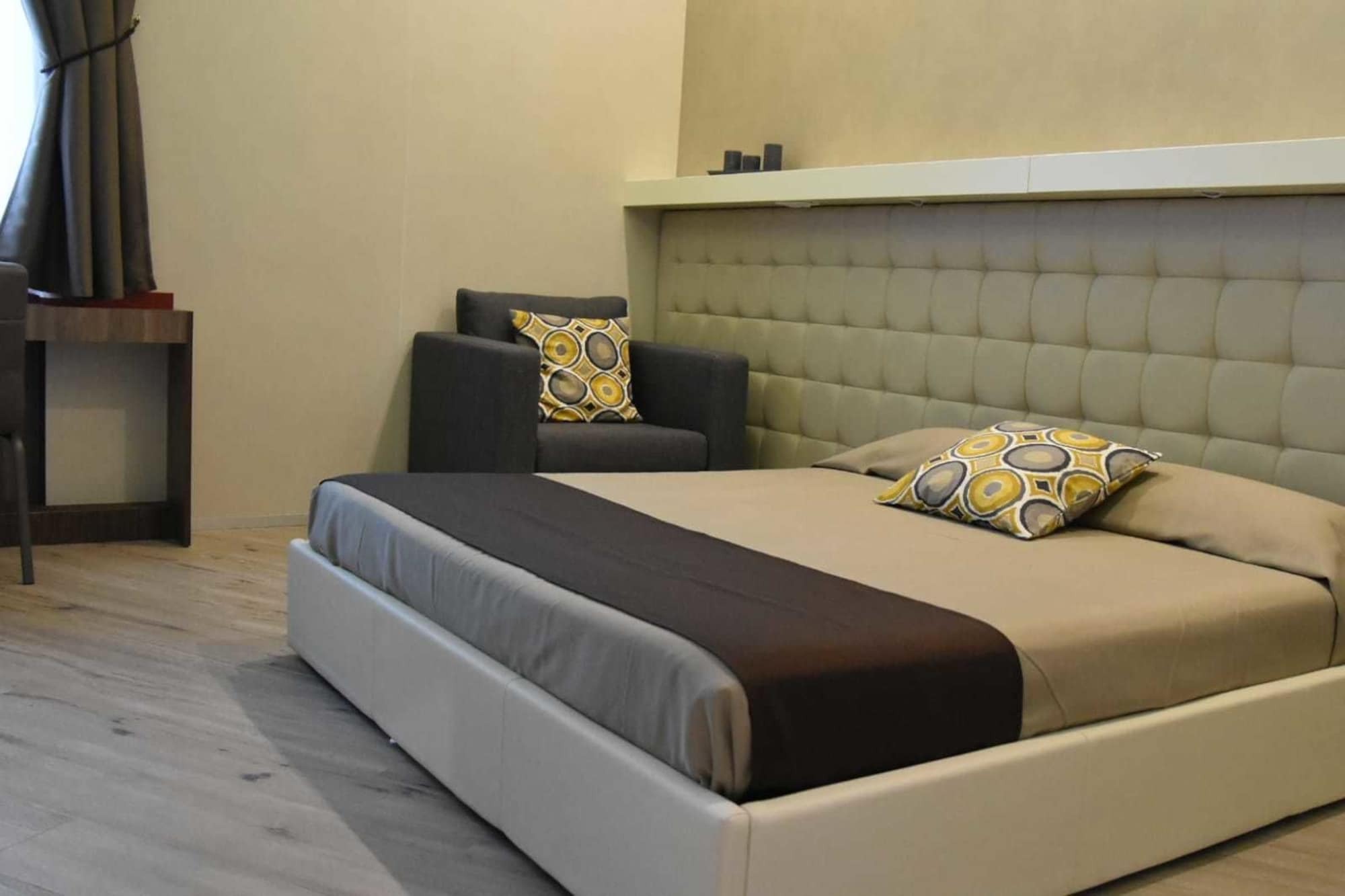Th Luxury Rooms & Apartment Giardini Naxos Bagian luar foto